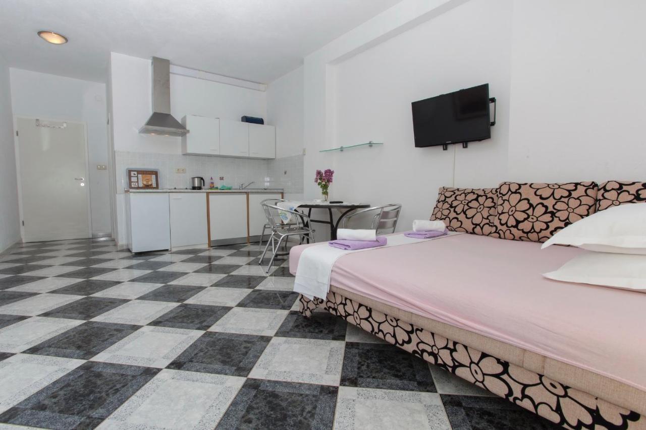 Apartments Damjanovic Makarska Camera foto